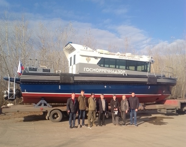 Получение скоростного патрульного катера